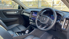 Volvo XC40 2.0 B3P Ultra Dark 5dr Auto Petrol Estate